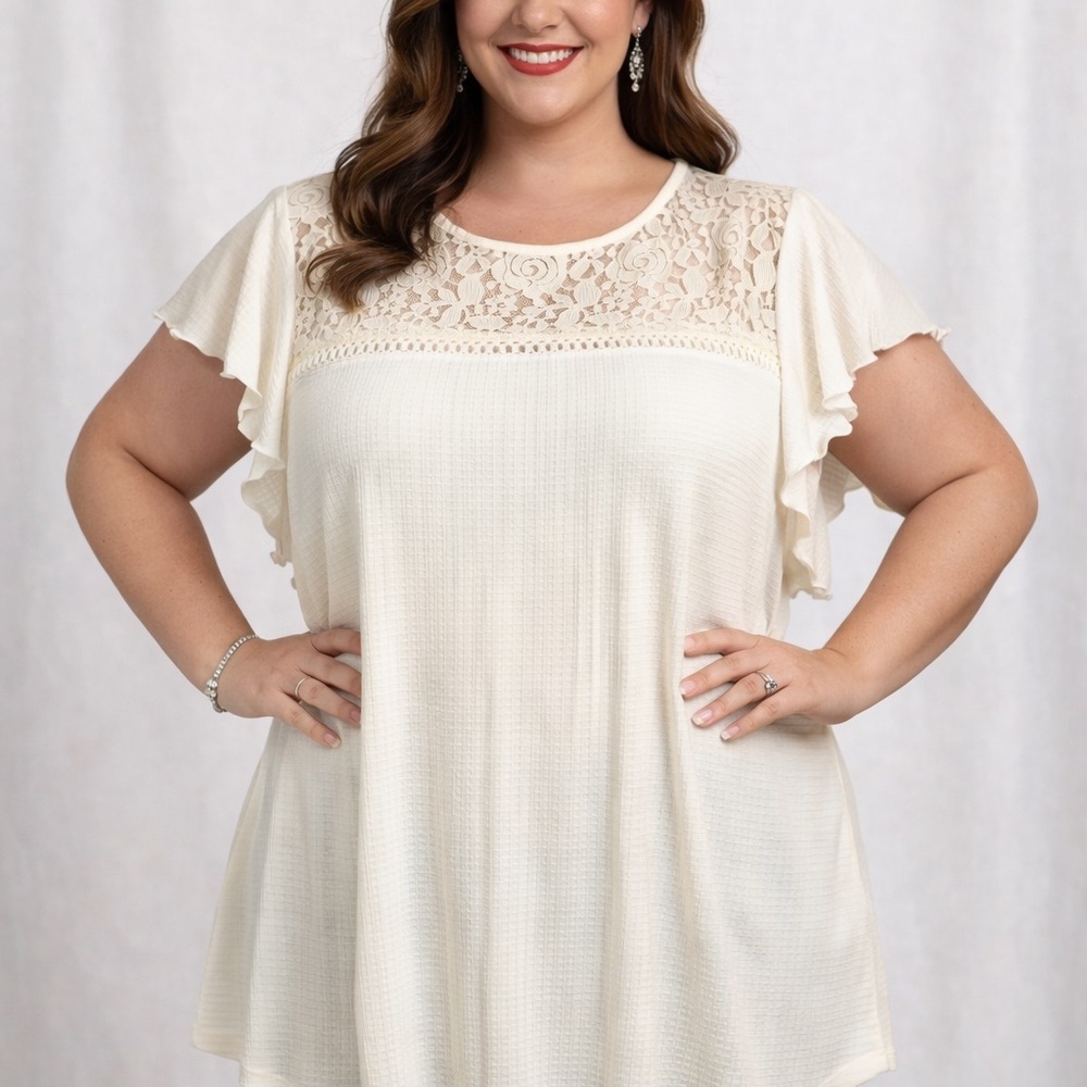 Torrid ‎ Cream Lace Accent Blouse
